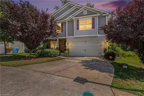 1601 Haddington Point Dr, Kernersville, NC 27284