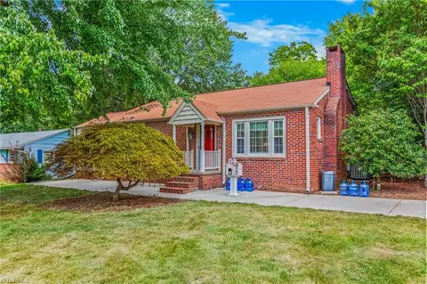 4733 Eastwin Dr, Winston Salem, NC 27104
