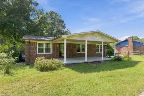 1203 Ranhurst Rd, Mcleansville, NC 27301