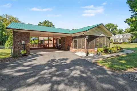 Exterior - 222 Devonway St, Eden, NC 27288 photo 9 of 15
