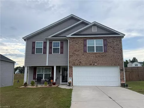 192 Sparrow Ln #7, Lexington, NC 27295