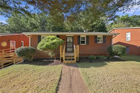 1664 23rd St NE, Winston Salem, NC 27105