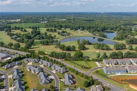 View/Area - 4318 Rockledge Ln, Thomasville, NC 27360 photo 8 of 8