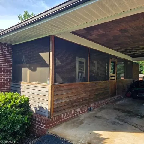 Exterior - 2091 Junction Rd, Mocksville, NC 27028 photo 1 of 3