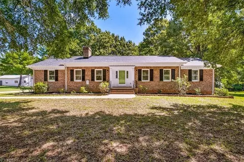 124 Clydes Dr, Reidsville, NC 27320
