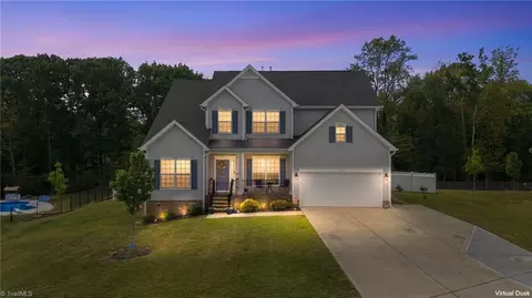 1089 Luna Creek Ct, Kernersville, NC 27284