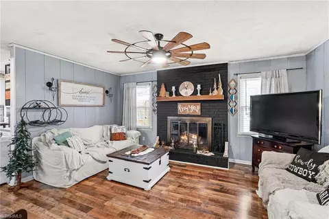 Living - 230 Old Farm Rd E, Salisbury, NC 28146 photo 2 of 2