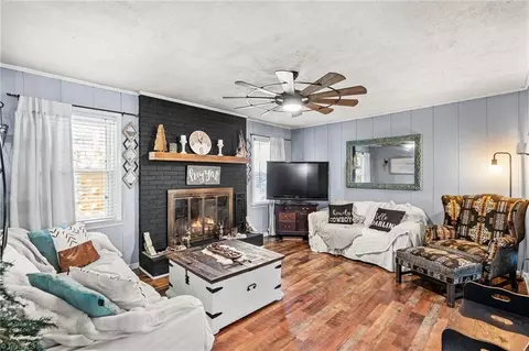 Living - 230 Old Farm Rd E, Salisbury, NC 28146 photo 1 of 2