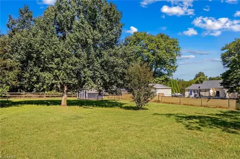 Exterior - 230 Old Farm Rd E, Salisbury, NC 28146 photo 17 of 22