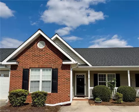 2418 Wynbrook Square Ct, Winston Salem, NC 27103