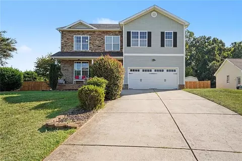 5195 Sheffield Dr, Kernersville, NC 27284