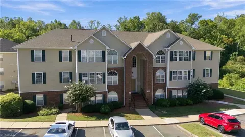 531 Mill Pond Dr, Winston Salem, NC 27106
