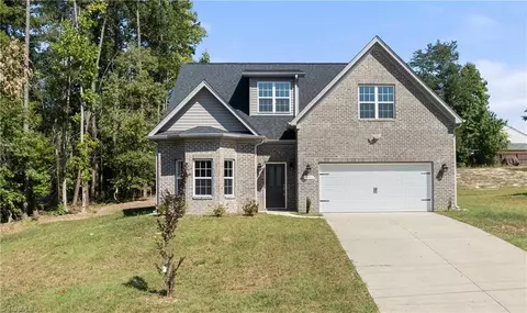 1885 Paragon Dr, Winston Salem, NC 27127