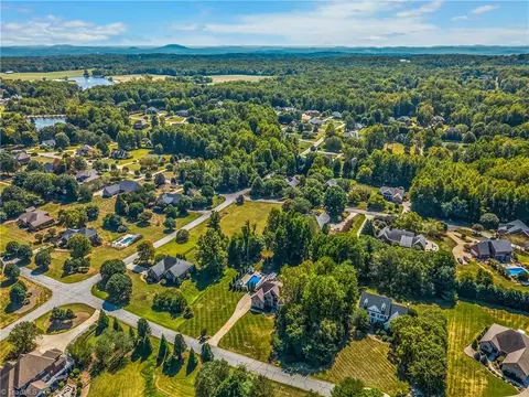 View/Area - 7479 Fox Chase Dr, Trinity, NC 27370 photo 2 of 3