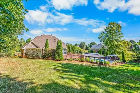 Exterior - 7479 Fox Chase Dr, Trinity, NC 27370 photo 10 of 16