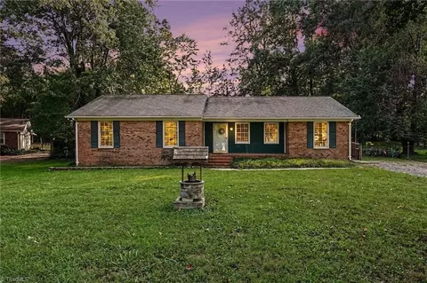 4314 Lormar Rd, Greensboro, NC 27406