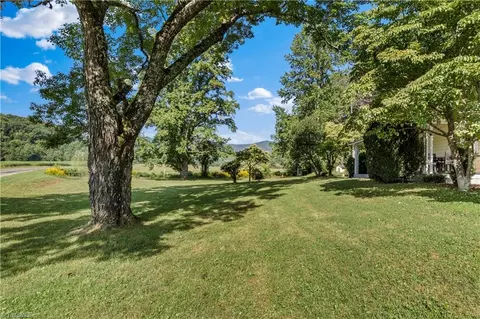 Exterior - 650 Carson Creek Rd, Lowgap, NC 27024 photo 10 of 15