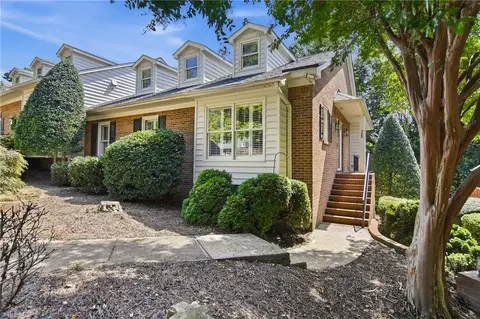 723 Polo Oaks Dr, Winston Salem, NC 27106