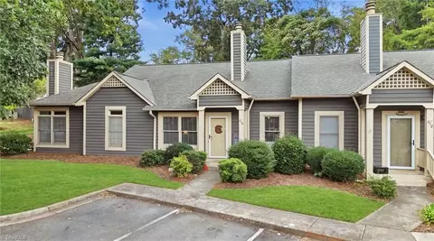 210 Tabor View Ln, Winston Salem, NC 27106