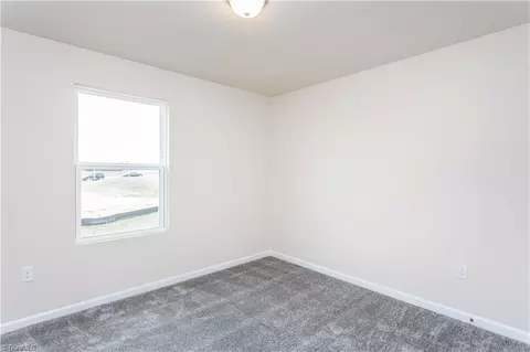 Bedroom - 404 Chesney Pl, Thomasville, NC 27360 photo 4 of 4