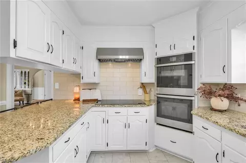 Kitchen - 2231 Arbor Grove Church Rd, Purlear, NC 28665 photo 2 of 6
