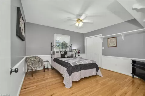 Bedroom - 2231 Arbor Grove Church Rd, Purlear, NC 28665 photo 6 of 7