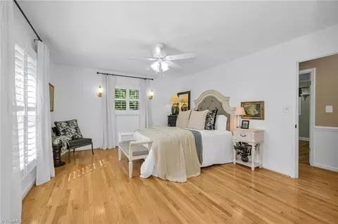 Bedroom - 2231 Arbor Grove Church Rd, Purlear, NC 28665 photo 2 of 7