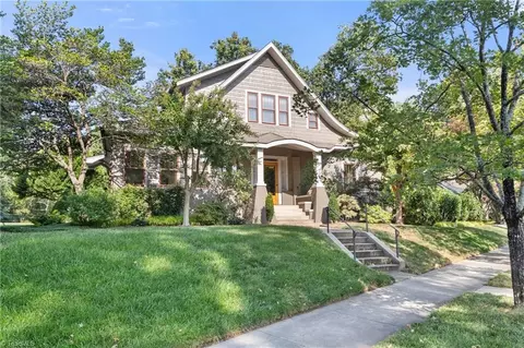 2403 Buena Vista Rd, Winston Salem, NC 27104