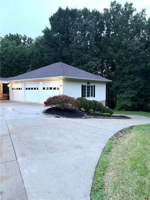 Other - 321 Pineview Dr, Mount Airy, NC 27030 photo 5 of 7