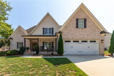 428 Wentworth Dr, Winston Salem, NC 27107
