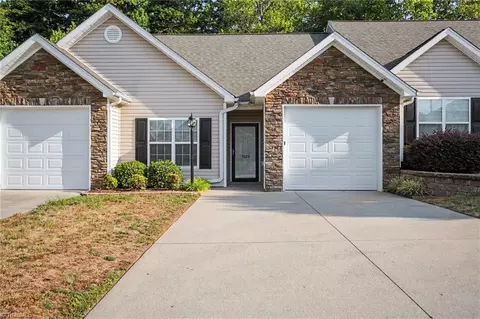 1689 Grand Springs Dr, Winston Salem, NC 27127