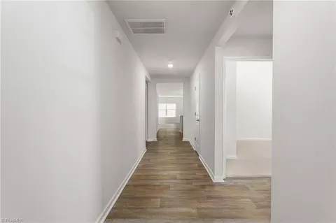 Entry Way - 5026 Crest Ct, Trinity, NC 27370 photo 1 of 8