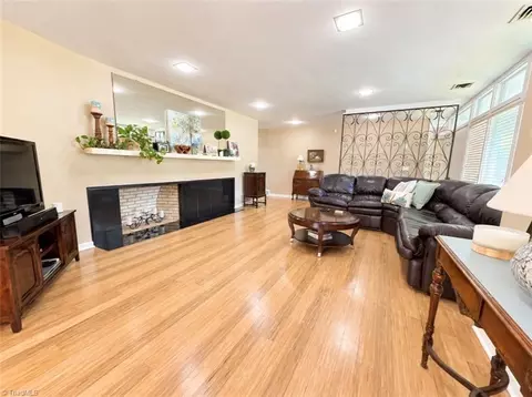 Living - 324 Main St E, Candor, NC 27229 photo 2 of 4