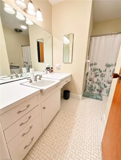 Bath - 324 Main St E, Candor, NC 27229 photo 2 of 3
