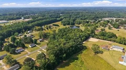 3337 Coventry Forest Ln, King, NC 27021 photo 11