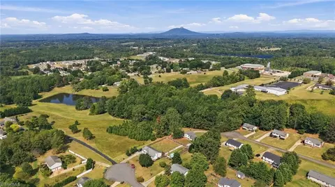 3337 Coventry Forest Ln, King, NC 27021 photo 9