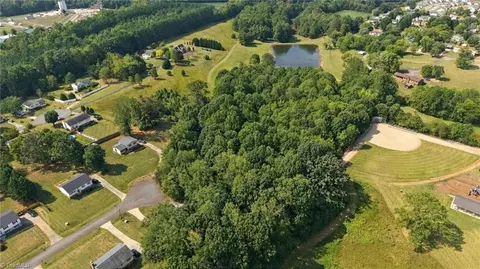 3337 Coventry Forest Ln, King, NC 27021 photo 5
