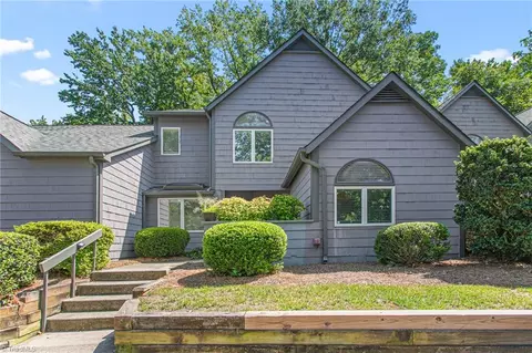 306 Lindell Rd N #E, Greensboro, NC 27403