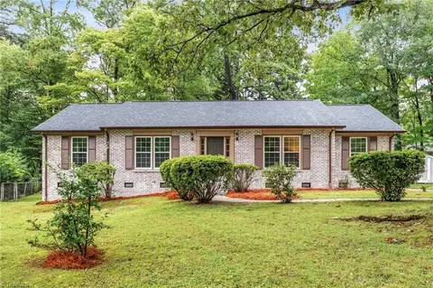 4106 Ridgedale Dr, Greensboro, NC 27455