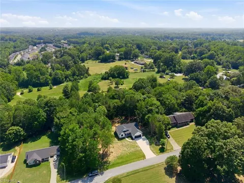 View/Area - 495 Jacobs Dr, Salisbury, NC 28144 photo 2 of 4