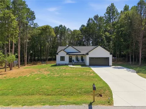 Exterior - 495 Jacobs Dr, Salisbury, NC 28144 photo 4 of 13