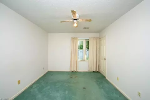 Bedroom - 1418 Bailey Cir, High Point, NC 27262 photo 4 of 7