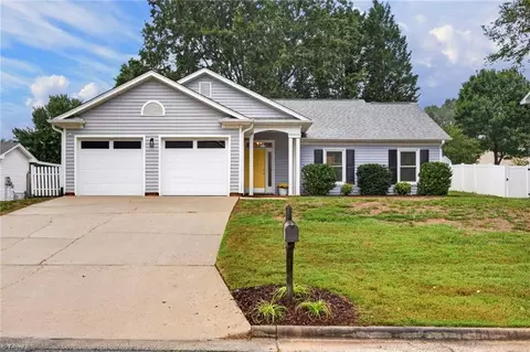 4709 White Horse Dr, Greensboro, NC 27410