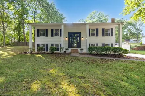 462 Knightwood Ct, Kernersville, NC 27284