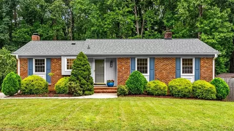 2708 Asbury Ter, Greensboro, NC 27408