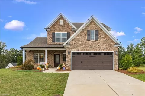 407 Brooke Hill Dr, Lewisville, NC 27023