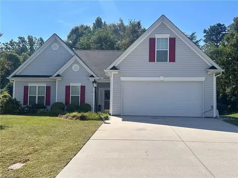 392 Old Cypress Dr, Winston Salem, NC 27127