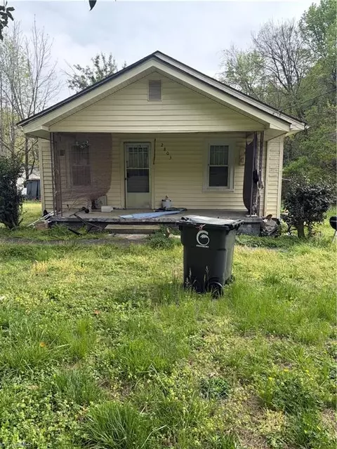 2803 Vandalia Rd W, Greensboro, NC 27407