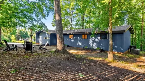 Exterior - 3517 Bentbrook Dr, High Point, NC 27265 photo 10 of 12