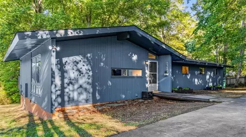 Exterior - 3517 Bentbrook Dr, High Point, NC 27265 photo 7 of 12